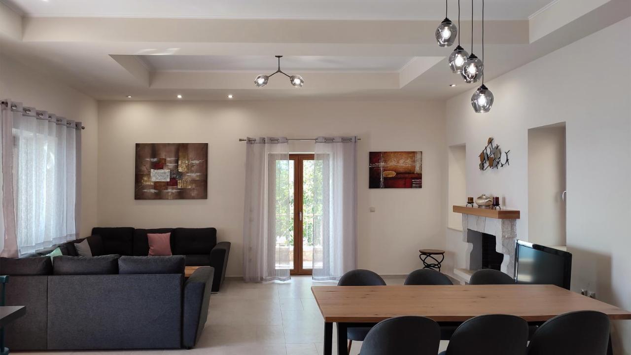 Olive Stonehouses - Alkistis Kalamata Bagian luar foto