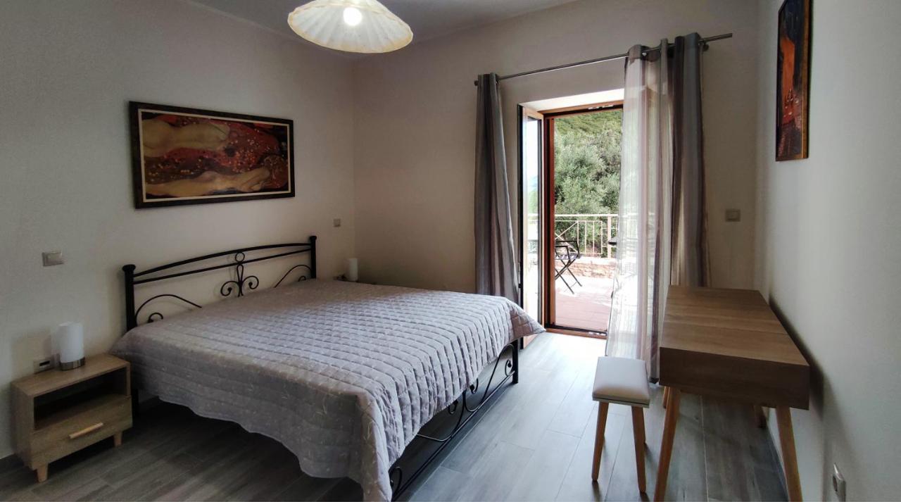 Olive Stonehouses - Alkistis Kalamata Bagian luar foto